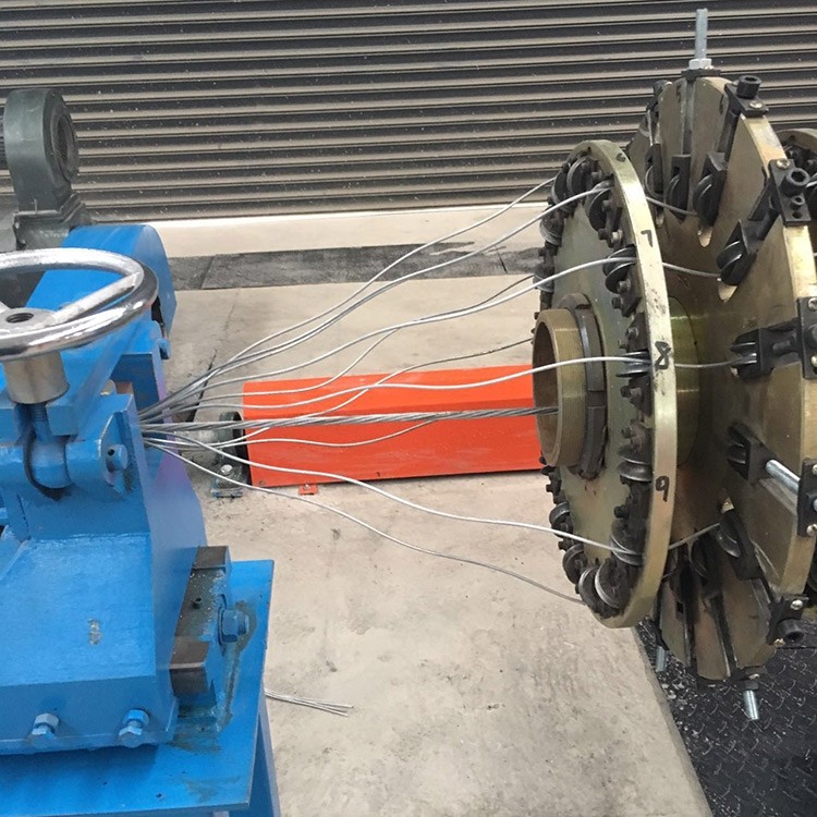 目前光纖通信系統(tǒng)中常用的光纖有哪幾種？